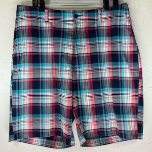 Jack Nicklaus plaid golf shorts men size 38 blue white and dark pink